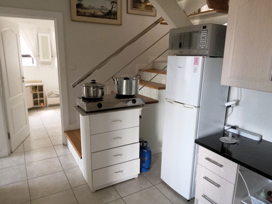 To Let 1 Bedroom Property for Rent in Schonenberg Western Cape